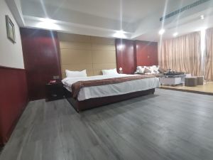 Yujing Business Hotel