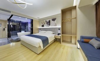 Mia Hotel (Jiangmen Station store)