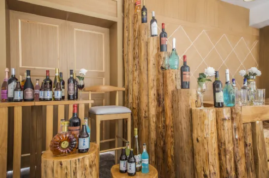 Fusheng Half-Day Xianqingju (Jiuzhaigou Eternal Love Store) Freizeit und Erholung Photos