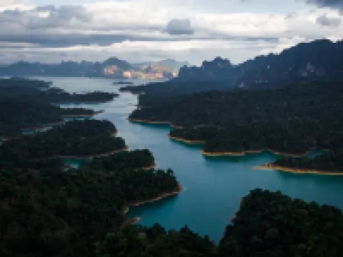 โรงแรมราชธานี โรงแรมในสุราษฎร์ธานี