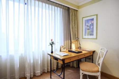 Hanoi Daewoo Hotel Отели рядом с достопримечательностью «Hanoi Sky Lotte Observation Deck»