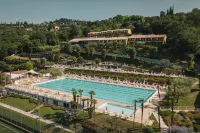 Poiano Garda Resort Appartamenti - Pools