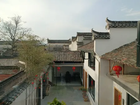 Yishan Banyue Inn