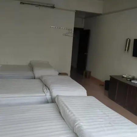 Laibin Jiqing Hotel