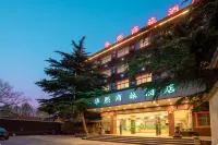 Huaxi Business Hotel