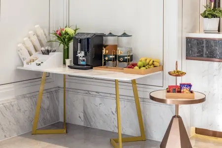 Elong Hotel Отели рядом с достопримечательностью «Fujian Agriculture and Forestry University Gymnasium»