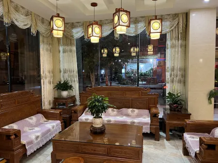 Rong'an Prosperity Hotel Отели в г. Жуньгань