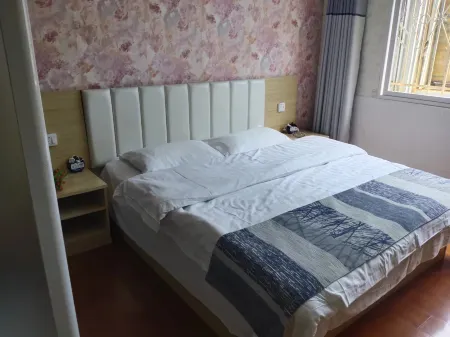 Qinglong Anji Hotel Отели рядом с достопримечательностью «Anti-war Cultural Square»