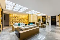 Atour Hotel  Potala Palace Square Lhasa