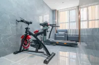 Super 8 Selected Hotel (Century Avenue Branch, Bachu County) - Gym