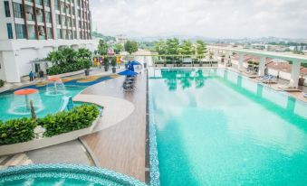 Amerin Mall & Suites
