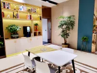 Rebar Cloud Hotel (Shiyan Yunxi Hongzhi) Hotels in Yunxi