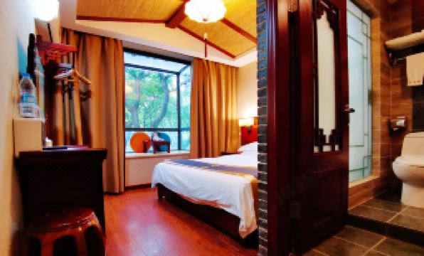Shui Yue Ge Boutique Hotel
