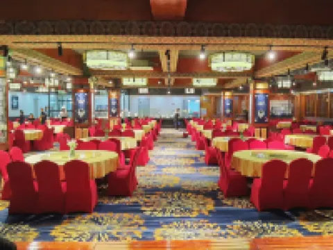 Kaili Wanhuzhai Hotel (South High-speed Railway Station) Hotels in Kaili