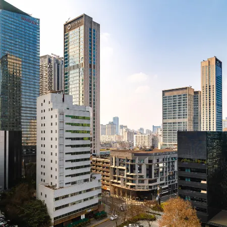 Yujia House Homestay (Chunxi Road Taikoo Li) Отели рядом с достопримечательностью «Цзиньцзян»