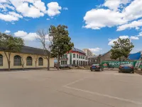 Pai Hotel (Zoucheng Taipingzhen)