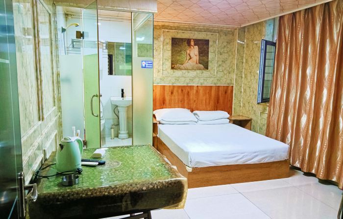 Yanshou Hongyue Hotel