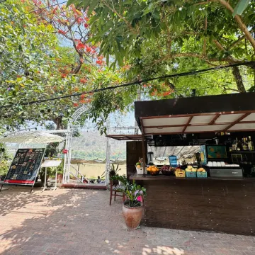 Ammata Boutique Villa Отели рядом с достопримечательностью «Ват Сенсоухарам»