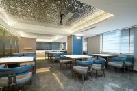 ECHIC HOTEL(Guangzhuo Changgang Metro Station)