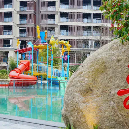 Hezhou Banshan Hot Spring Resort