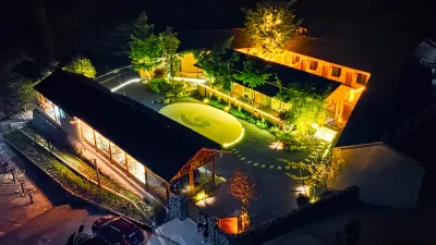 臨在冰川·民宿 什邡市鎣華大峽谷瀑布附近的飯店