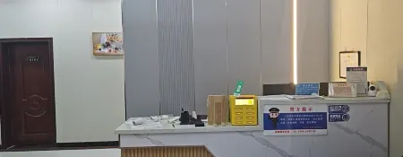 Friends Edge Homestay Отели в г. Хугуань