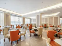 Vienna Hotel (Bachu Century Avenue Store) Hotels in Maralbexi