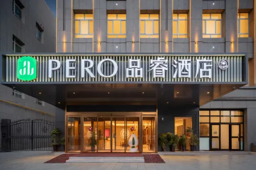 PERO Hotel فنادق في كورلا