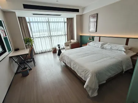 Baina S Hotel (SM Plaza Xiamen Gaoqi Airport Branch)