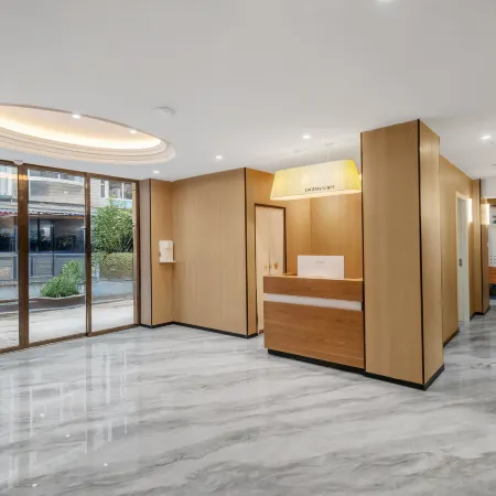 Neo·Laizhu Cinema·View Light Stay (Luojiang University Town Branch)