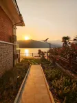 Mulan Lake View Villa: See Mountains & Gaze at Sea