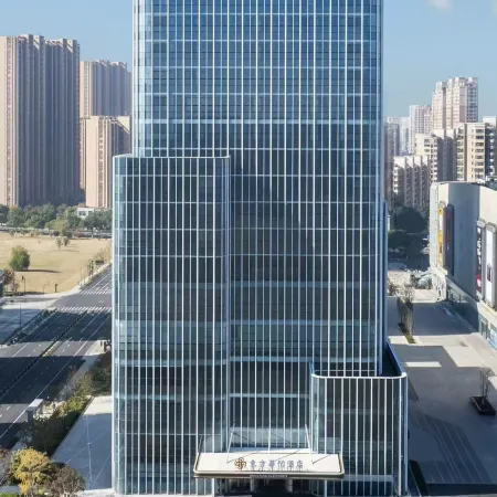 Dongfang Huayi Hotel