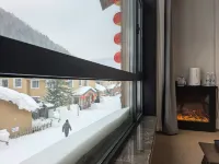 Xuexiang Ruixue Yunting Hotel - pemandangan pegunungan