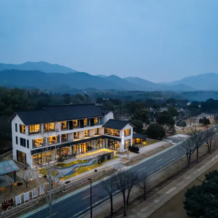 Guang De Jian Wu Xiang · Rong Ke Holiday Guesthousel(Taiji Cave Scenic Area Store)