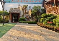 Jialong Hotel (Guangyuan High-speed Railway Station) - Parkplatz