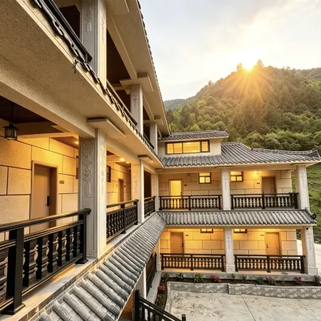 Liulaogen Holiday Hotel
