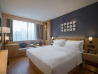 桔子水晶上海豫园酒店 - 高级大床房