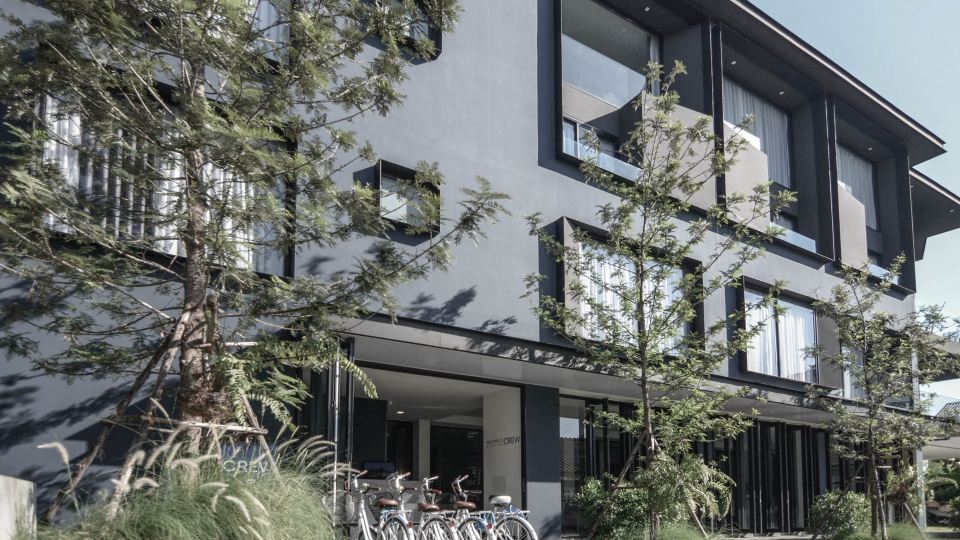 CREW Hotel