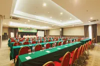 Metland Hotel Bekasi Hotels in South Tambun