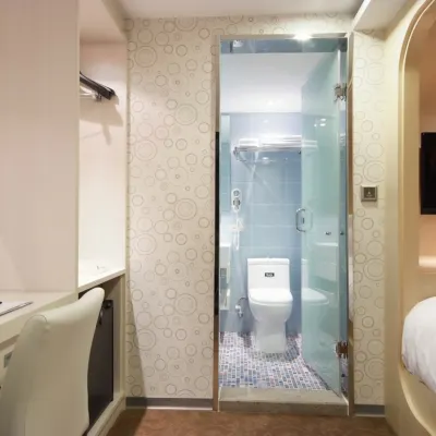 Hotel Leisure Hotel dekat Stasiun Taichung