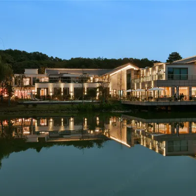Blossom Hill Nanjing Bojin Pipa Mountain Residence Hotels near The Ming Tomb