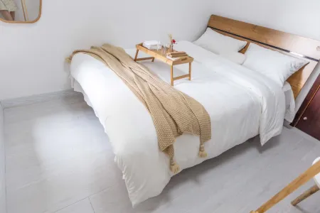 Linhe Apartment (Guangzhou East Railway Station Witney International Branch)