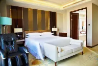 Sheraton Grand Zhengzhou Hotel Hotels in Zhengzhou