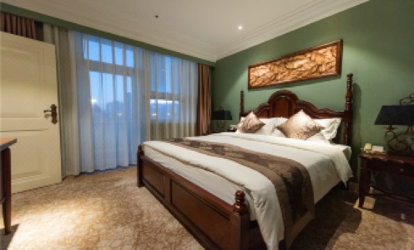 Harbin International Hotel (Central Street Pedestrian Street Hazhan Branch)