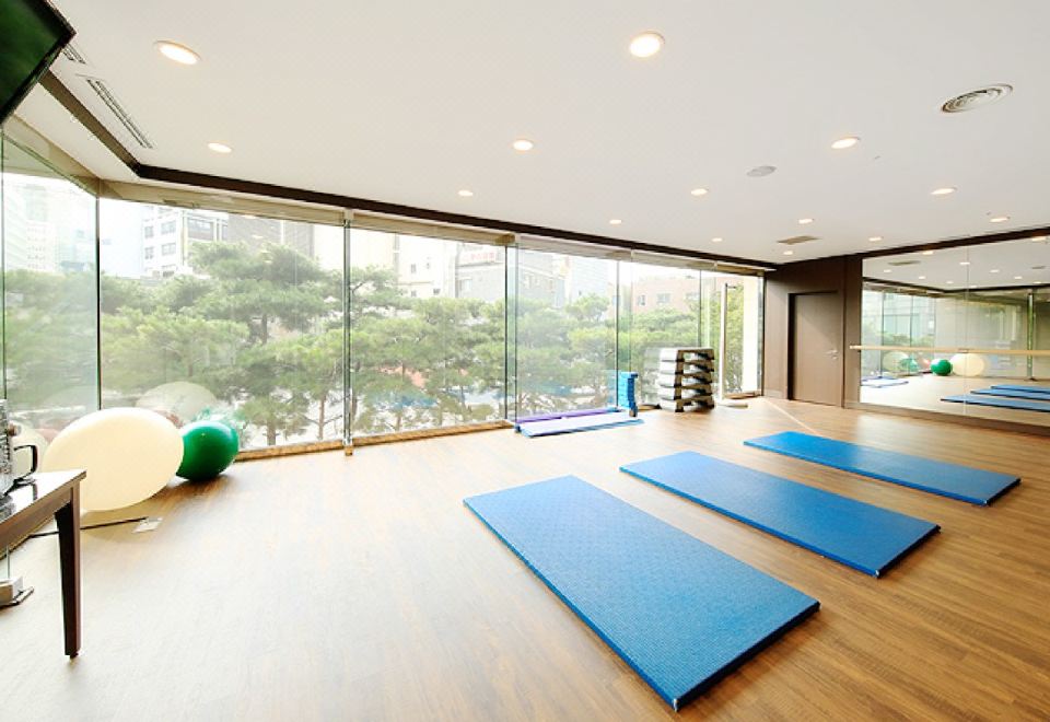 오라카이 인사동스위츠 거실