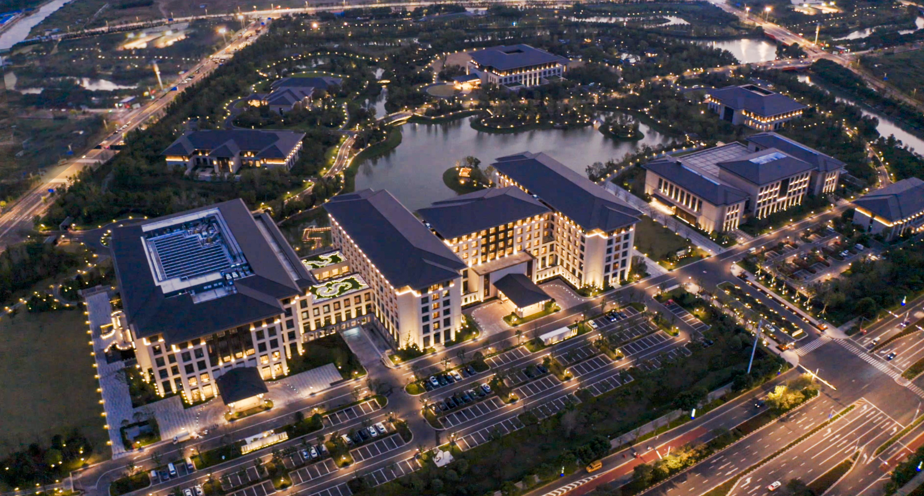 Zhongwu Hotel Over view