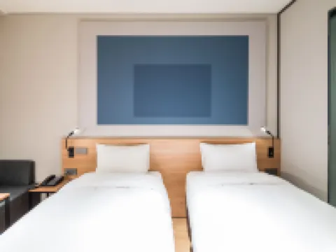 ไอบิส แอมบาสซาเดอร์ ซูวอน โรงแรมในซูว็อน