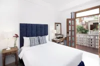 Adhisthana Hotel Yogyakarta