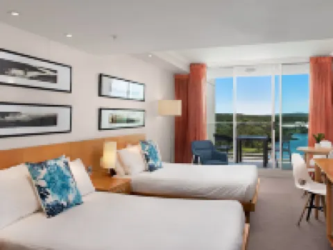 Pelican Waters Resort Hotels in Caloundra