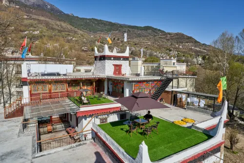 GuanZhai Yuanshe Guesthouse